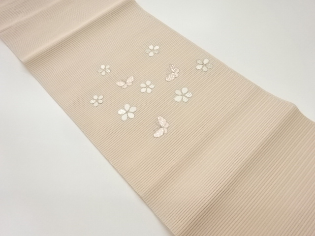 着物・帯 ] - 名古屋帯 絽綴れ銀駒刺繍蝶に花柄模様名古屋帯 | 宗 sou
